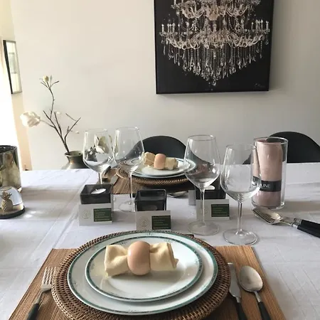La Villa Enchantée - Votre Pause Arborée La Bruyere